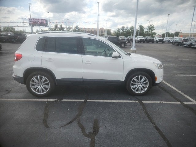2009 Volkswagen Tiguan SE 4Motion