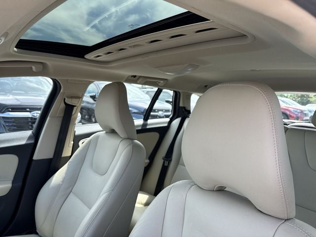 2016 Volvo V60 T5