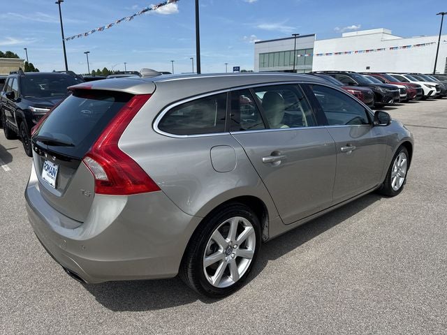 2016 Volvo V60 T5