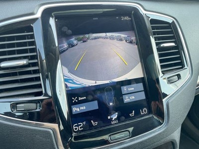 2018 Volvo XC90 T6 Momentum