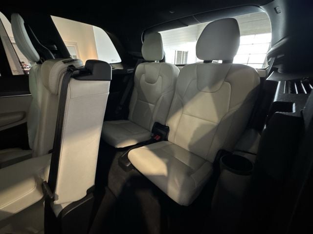 2020 Volvo XC90 T6 R-Design