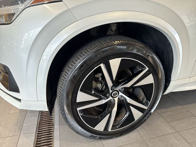 2020 Volvo XC90 T6 R-Design