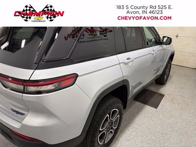 2022 Jeep Grand Cherokee 4xe Trailhawk 4x4