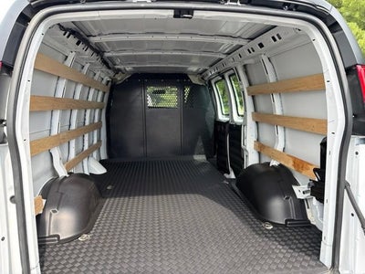 2025 Chevrolet Express Cargo WT