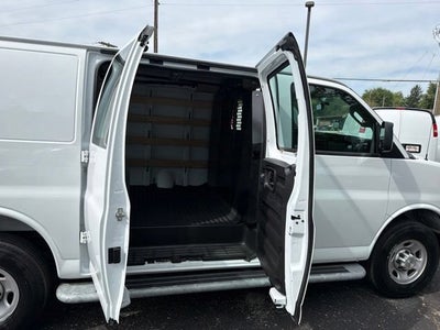 2025 Chevrolet Express Cargo WT