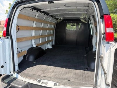 2025 Chevrolet Express Cargo WT