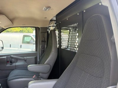 2025 Chevrolet Express Cargo WT