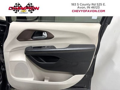 2017 Chrysler Pacifica Touring