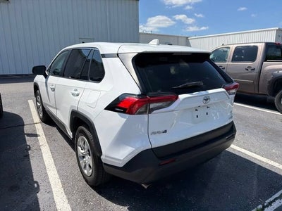2022 Toyota RAV4 LE