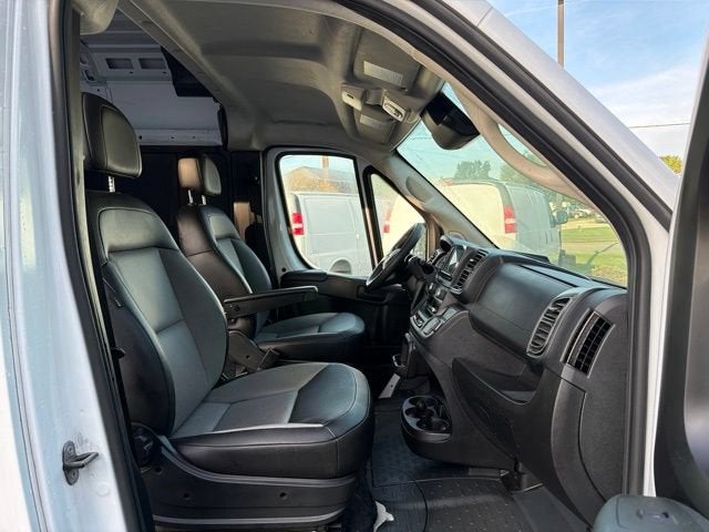 2026 RAM ProMaster Cargo Van Tradesman
