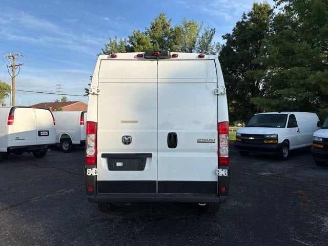 2026 RAM ProMaster Cargo Van Tradesman