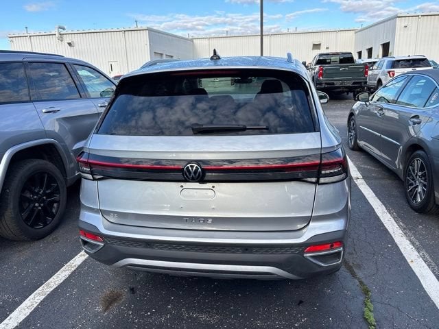 2025 Volkswagen Taos SE
