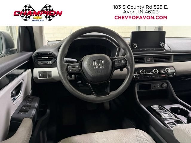 2023 Honda Pilot AWD LX
