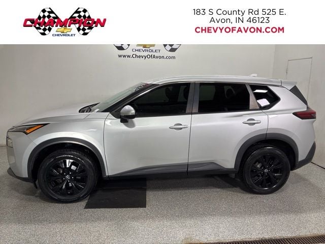 2022 Nissan Rogue SV