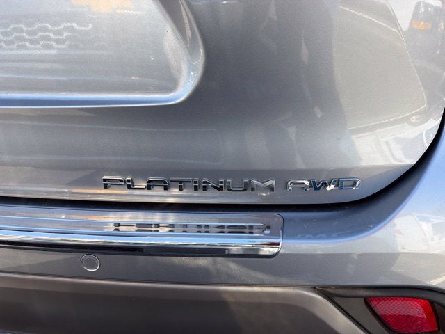 2025 Toyota Highlander Platinum