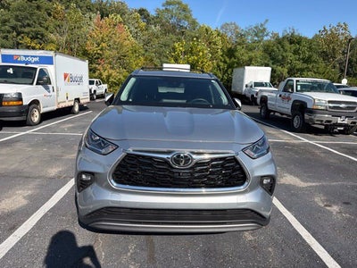 2025 Toyota Highlander Platinum