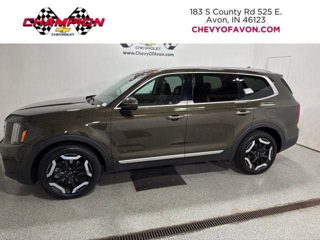 2025 Kia Telluride S