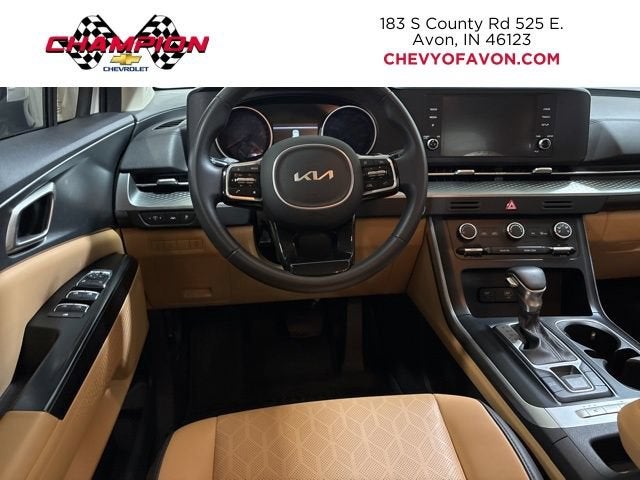 2024 Kia Carnival LX