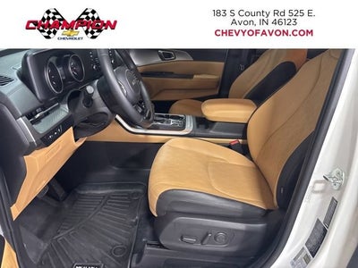 2024 Kia Carnival LX