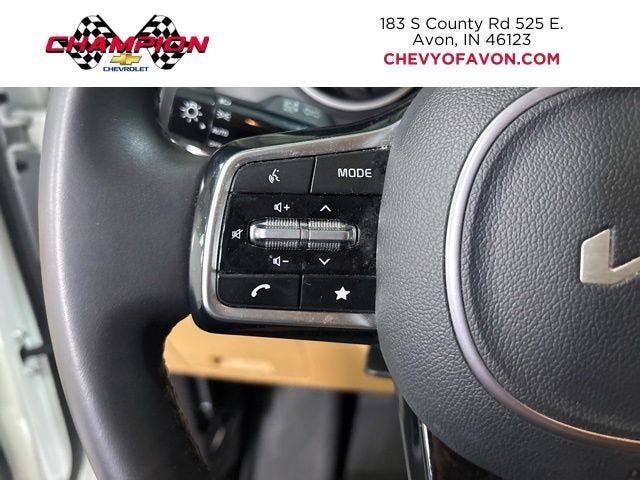 2024 Kia Carnival LX