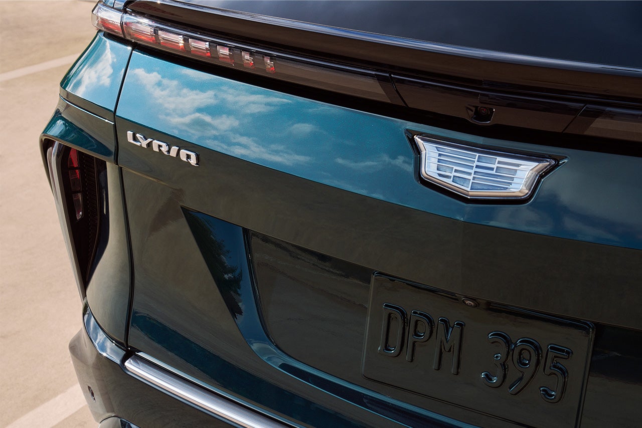 Romain Cadillac in Evansville IN