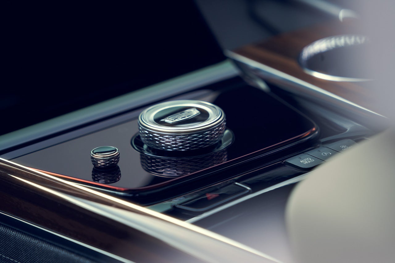 Romain Cadillac in Evansville IN