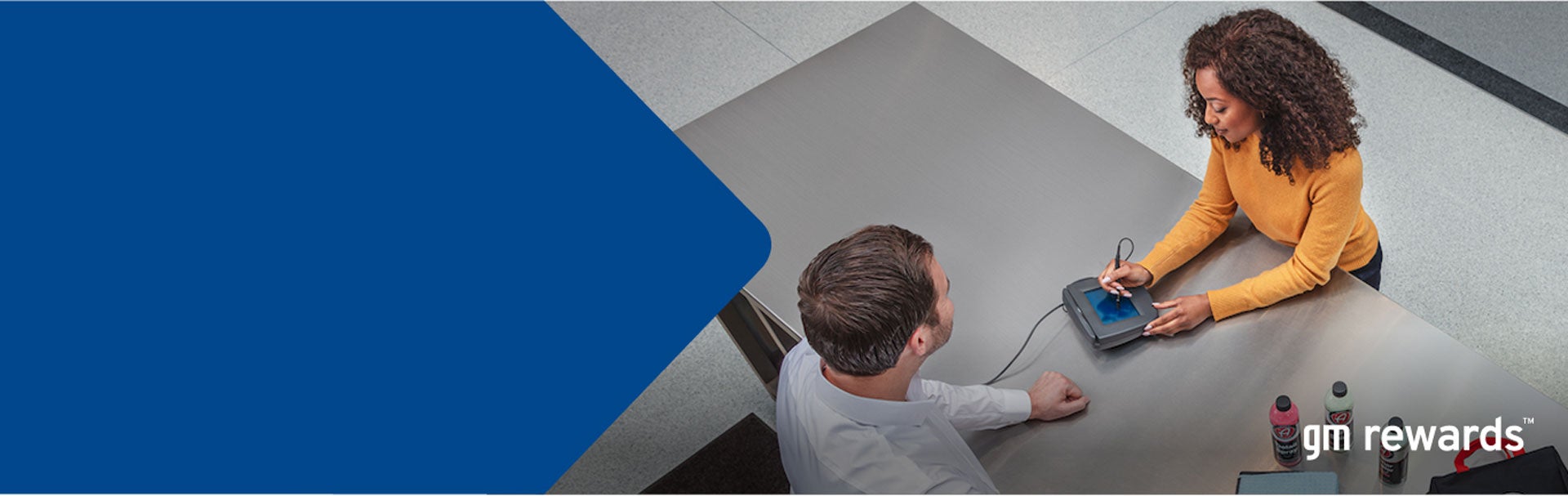 Romain Cadillac in Evansville IN